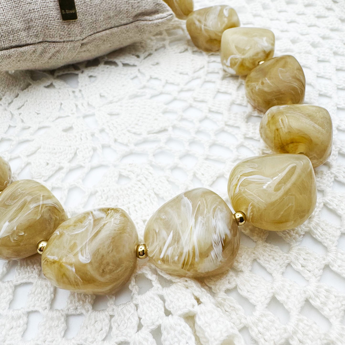 Collier Lola Greige