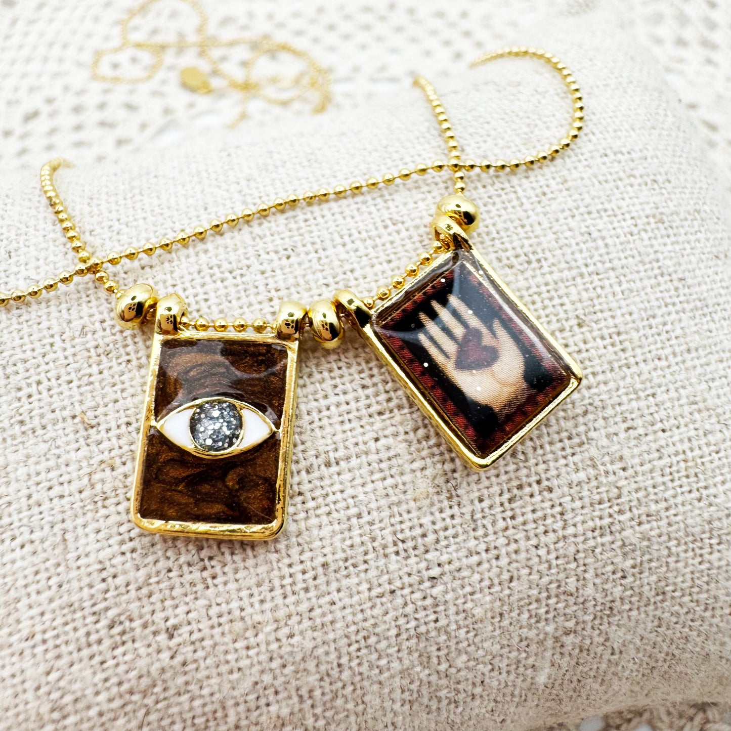 AMULET - Collier scapulaire double Main