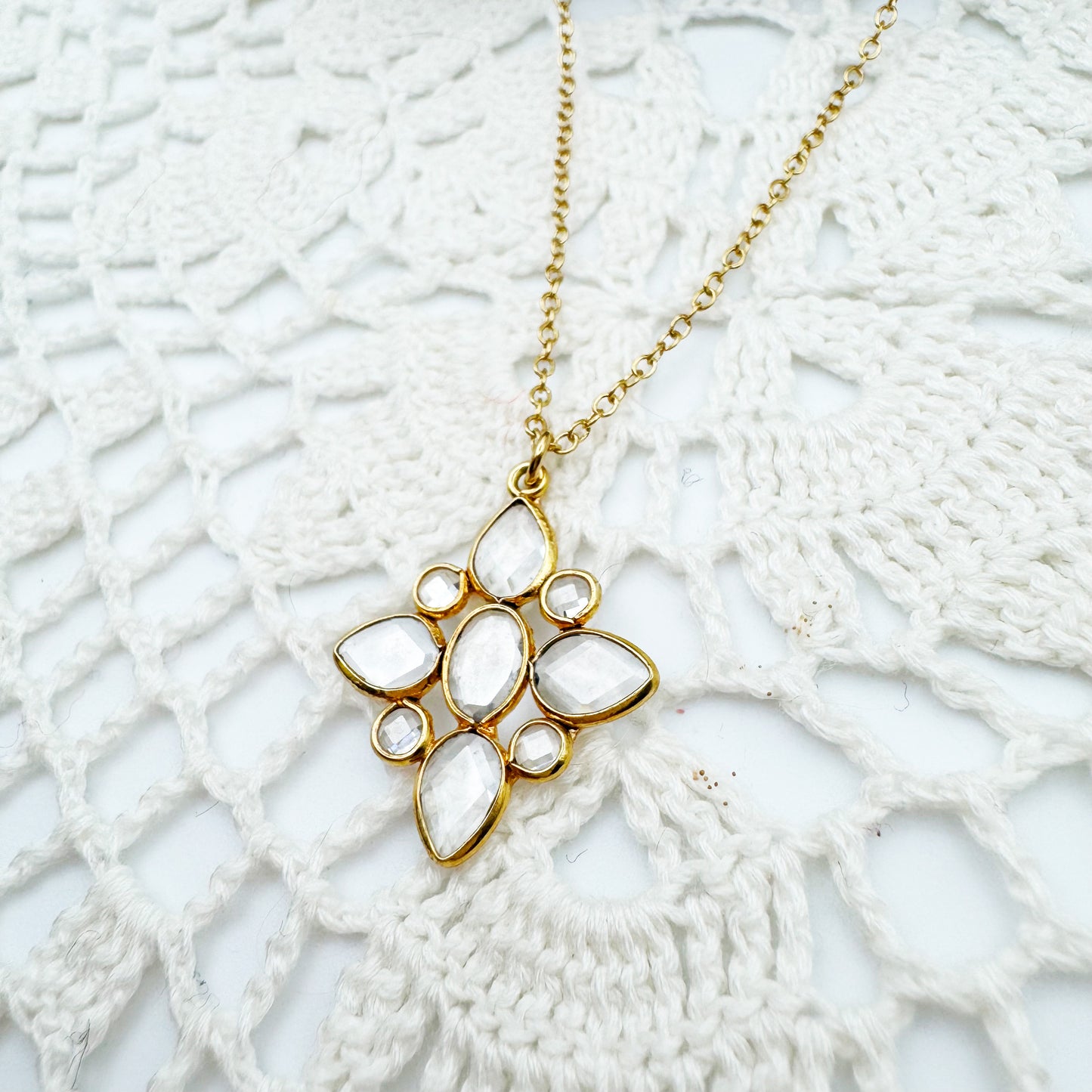 Collier Alice