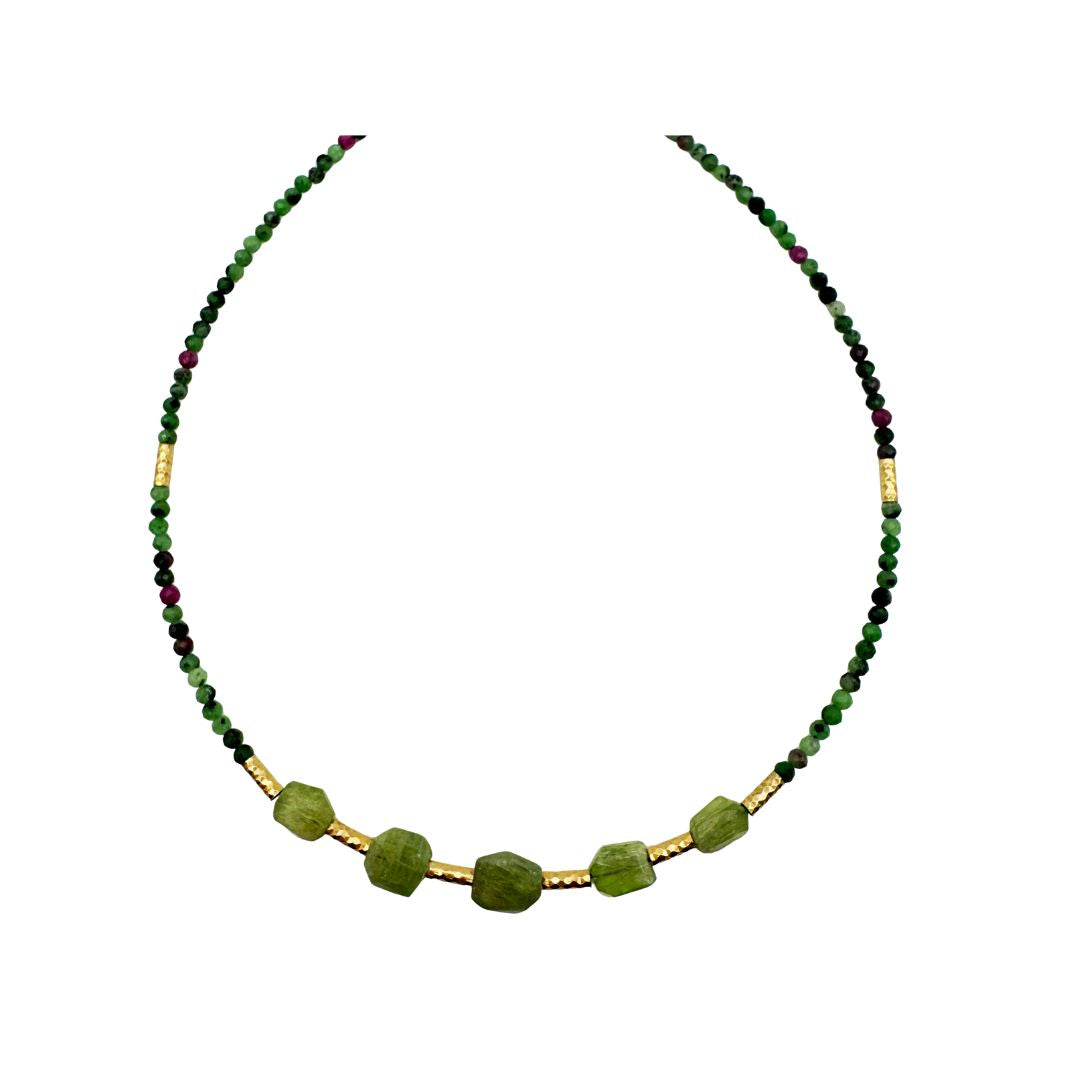 Collier Ras du Cou Élément Emeraude Phrénite