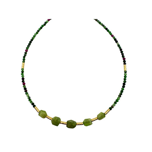Collier Ras du Cou Élément Emeraude Phrénite