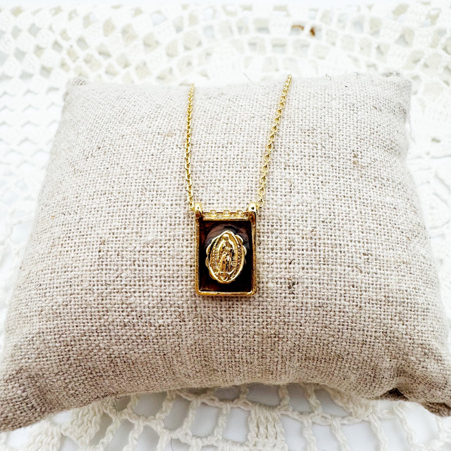 AMULET - Collier scapulaire simple Brown Madone