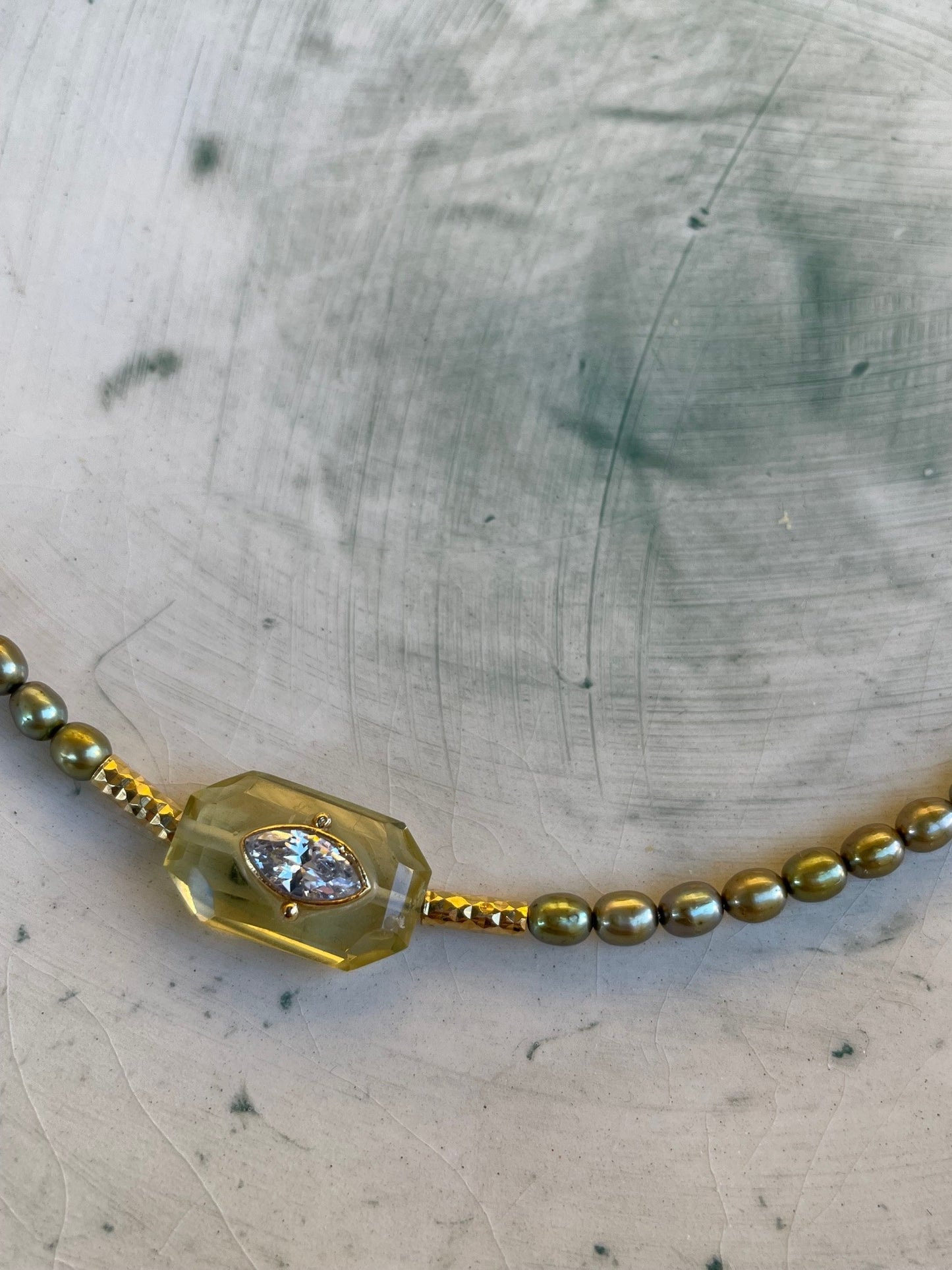 Collier Ras du Cou Inside Perles Kakis - Quartz Lemon