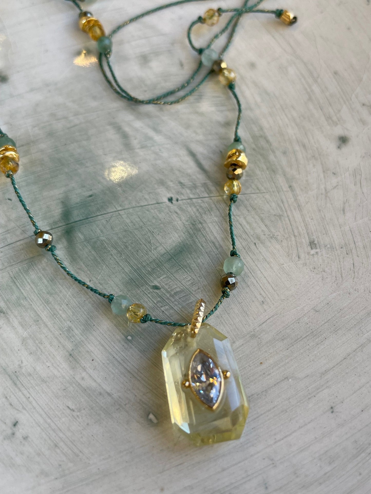 Collier Inside Cordon Quartz Lemon - Pyrite